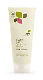 Das verwöhnende Duschbad Sonnenhut Hopfen von Lenz Naturpflege reinigt gründlich und schenkt deiner Haut Geschmeidigkeit.