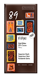 Die Edel Bitter 89% von Vivani mit peruanischem Edel-Kakao ist ein intensiv schokoladiges Erlebnis mit einer leicht malzigen Note durch den Kokosblütenzucker.