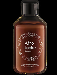 Die Spülung von Afrolocke versorgt die Haare mit einer reichhaltigen Pflegeformel aus Shea-Butter und Arganöl, die perfekt auf die Bedürfnisse von lockigem und Afro Haar angepasst ist.