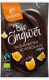 Die Ingwer-Naschfrüchte von Landgarten umhüllen den markanten Ingwerwürfel mit herrlicher Zartbitterschokolade! Jetzt im veganen Onlineshop von kokku!