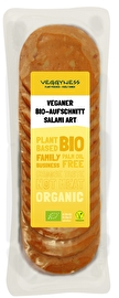 Der Vegane Bio Aufschnitt Salami Art von veggyness wird luftgetrocknet und überzeugt mit einem würzig-pikanten Geschmack mit viel Paprika.