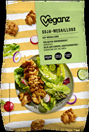 Mit den Soja-Medaillons von Veganz kannst du easy vegane Spieße herstellen oder dein Frikassee mit einer veganen Fleischalternative versehen.