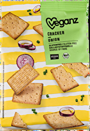 Die Cracker Onion von Veganz sind die perfekte Knabberei für den nächsten Filmabend oder die nächste Party.