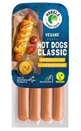 Die klassischen Hot Dogs von Hobelz eignen sich mit ihrer milden Würze fürs Hot Dog-Brötchen, aber auch als Einlage in Eintöpfen und Suppen oder zu Pfannengerichten.