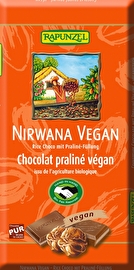 Nirwana Vegan von Rapunzel ist die Schokolade für alle Genießer*innen und kommt dabei ganz ohne Milch aus.
