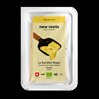 Dass man aus Kichererbsen und Lupinen einen veganen Käse herstellen kann, hätten wir vorher auch nicht für möglich gehalten, aber New Roots hat uns mit dem Raclette Natur eines Besseren belehrt.
