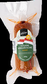 Die Vegane Ungarische scharf 250g von planeo kommt auch auf Kichererbsenbasis daher.