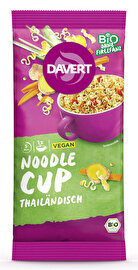 Zum Beispiel mit dem Noodle-Cup Thailändisch von Davert kannst du ganz einfach in nur wenigen Minuten zu Hause oder unterwegs eine kleine Mahlzeit genießen.