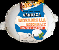 Mozzarella Geschmack Kugel von VANOZZA – die kleine, pflanzliche Mozzarellaalternative begeistert mit ihrer einzigartig cremigen Konsistenz, inspiriert von italienischem Büffelmozzarella.