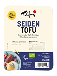 Der traditionell japanische Seidentofu von Taifun liegt in bester Demeter-Qualität vor und eignet sich ganz ausgezeichnet zur Zubereitung von Süßspeisen, Dips oder Saucen.