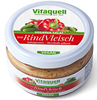 Der Rindvleisch-Salat von Vitaquell - schmeckt original wie Rind, nur ohne Tierquälerei! Kauf es günstig bei kokku, deinem Veganshop!