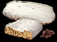 Der vegane Dinkelstollen mit Schokodrops der Bäckerei Sachse basiert auf den hauseigenen traditionellen Rezepten, wird aber mit Dinkelmehl und rein pflanzlichen Zutaten gebacken.
