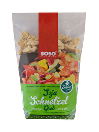 Die groben Soja-Schnetzel von SOBO im 150g-Pack eignen sich besonders gut für Geschnetzeltes, Gulasch oder Wraps. Nur 5 Minuten quellen lassen und dann weiterverarbeiten!
