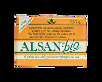 Die vegane Margarine von Alsan stamm komplett aus dem biologischen Anbau. Da sie nicht gesalzen ist, kann sie auch hervorragend zum Backen verwendet werden! Jetzt günstig bei kokku im Veganshop bestellen!
