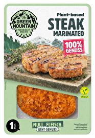 Das vegane Steak marinated von Green Mountain - ein gutes Stück Seitanfleisch in einer bissfesten Konsistenz, mariniert in einem Paprika-Zwiebel-Sud.