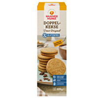 Zwei knusprige Kekse, dazwischen eine samtig-schokoladige Creme - mit den Doppelkeksen von Hammermühle kommt der Klassiker aus dem Keksregal als köstliche glutenfreie Variante zu Dir nachhause.