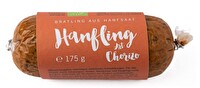 Der Hanfling Chorizo von hanfwerk ist ein Bratling, dessen Basis Hanf-Tofu ist und der geschmacklich an eine Chorizo angelehnt ist.