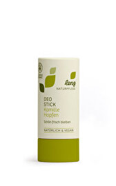 Der Deo Stick Kamille Hopfen von Lenz Naturpflege mit antibakteriellen Wirkstoffen und einem unaufdringlichen Duft schützt sanft, aber effektiv.