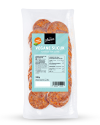 Die Vegane Sucuk von planeo in Scheiben kommt geschmacklich dem türkischen Original verdammt nah! Herzhaft und würzig geht es hier zu!