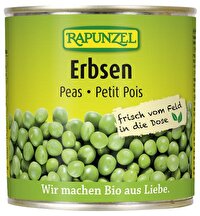 Die grünen Erbsen von Rapunzel sind mit etwas Meersalz gekocht und direkt aus der Dose verzehrfertig.