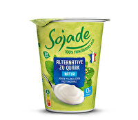 Die Alternative zu Quark Natur von Sojade kannst du vielfältig verwenden und süß oder herzhaft herrichten.