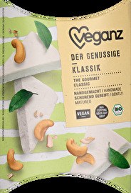 Der Genussige Klassik von Veganz kommt mit seinen wenigen Zutaten echt bescheiden daher, aber weiß geschmacklich absolut zu überzeugen.