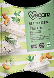Die Hauptzutat des Genussigen Kräuter von Veganz sind Cashews, die aus kontrolliert biologischem Anbau in Indien bezogen werden.