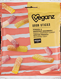 Die Sour Sticks von Veganz lassen es auf der Zunge kribbeln.