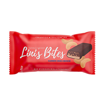 Cremig, nussig im Geschmack mit herben sowie sinnlichen Aromen roher Kakaonibs und geschmolzener Kakaomasse. Das ist Cashew Choc Crunch von Lini's Bites.