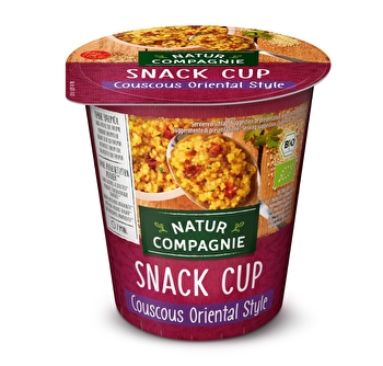 Snack Cup Couscous Oriental Style von Natur Compagnie ist nicht nur ein schnell und einfach zubereiteter Snack für zwischendurch - mit seinem feinwürzigen orientalischen Geschmack bringt er Abwechslung in den Alltag