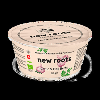 Der Knoblauch und Kräuter Aufstrich von New Roots ist herrlich frisch und würzig.