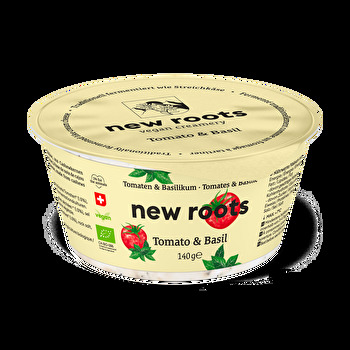 Der Tomaten und Basilikum Aufstrich von New Roots ist ein echter Klassiker unter den Frischkäse Alternativen.