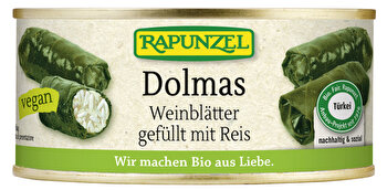 Die mit Reis gefüllten Dolmas Weinblätter von Rapunzel sind eine saftig-frische Spezialität aus der orientalischen Küche.