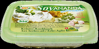 Aufgepasst: Hier kommt die Soyananda-Frischkäsealternative mit Knoblauch von Soyana - die lässt garantiert keine Kuhmilch sauer werden.