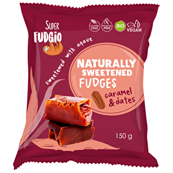 Die mit Agave und Datteln gesüßten Toffees von Super Fudgio kommen ganz ohne Zuckerzusatz aus. Die Süße erhalten die Toffees vom Agaven- und Dattelpulver.