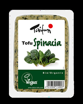Mit dem Tofu Spinacia hat Taifun eine neue Sorte kreiert, die durch ihre besondere Geschmackskreation aus Spinat, Knoblauch und Muskat überzeugt.
