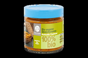 Mit der Streichcreme Hokkaido Cashew hat TOFUTOWN wirklich eine Kombination auf den Markt gebracht, die bislang selten zu finden ist.