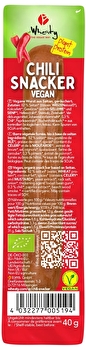 Mit dezenter Buchenholzrauchnote und pikanter Schärfe sind die Chili Snacker vegan von Wheaty ein köstlicher Snack für Groß und Klein.