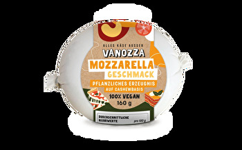 Mozzarella Geschmack Kugel von VANOZZA – die kleine, pflanzliche Mozzarellaalternative begeistert mit ihrer einzigartig cremigen Konsistenz, inspiriert von italienischem Büffelmozzarella.