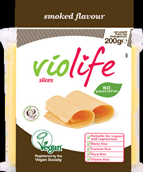 Noch keinen veganen Räucherschmelz gefunden? Dann solltest du unbedingt mal die Rauch Scheiben von Violife versuchen!