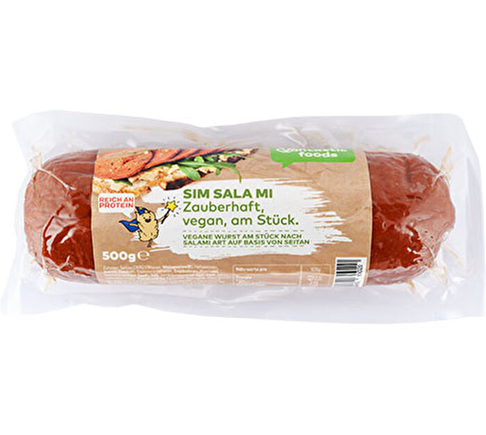 Eine luftgetrocknete, geräucherte Aufschnittwurst alias Veggie Räucher Salami Vantastic Foods, die durch ihren einzigartigen Geschmack und Konsistenz überzeugt.