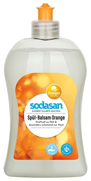 Das Spülmittel Balsam Orange von Sodasan entfernt Verschmutzungen auf Geschirr und Besteck gründlich und zuverlässig.