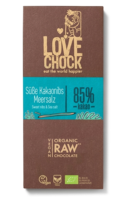 Die Tafel Süße Kakaonibs & Meersalz von Lovechock ist eine raffinierte Komposition aus anregenden Superfood-Zutaten und roher Schokolade.