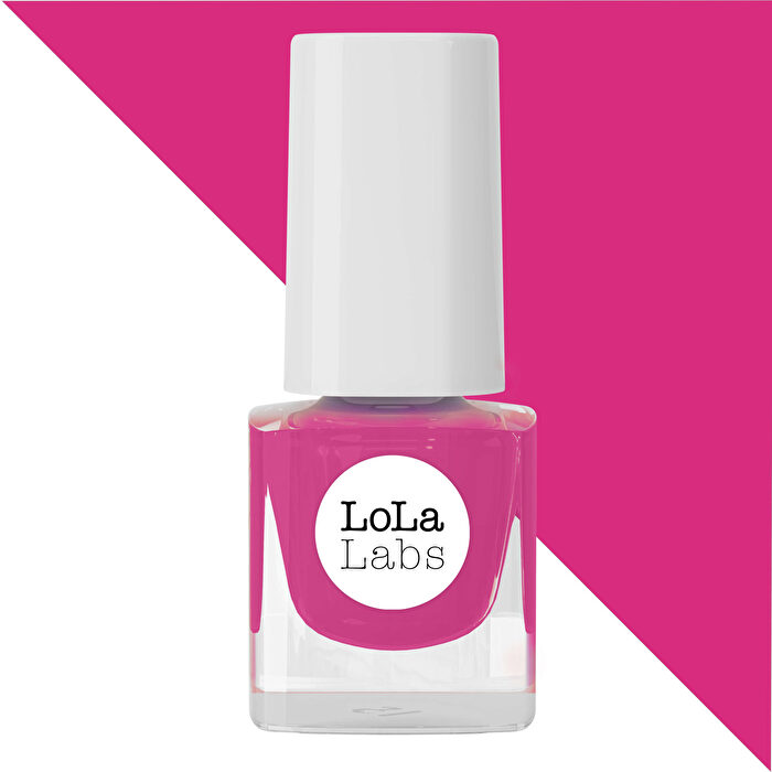 HimBär von LoLaLabs zaubert dir ein beeriges Pink und viel gute Laune auf die Nägel.