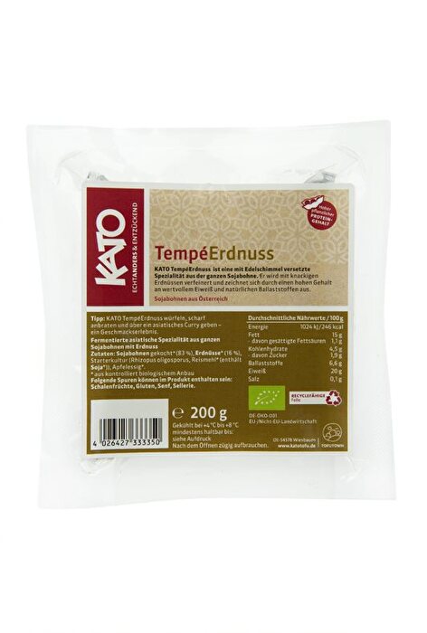 Der Tempé mit Erdnuss von Kato versetzt das klassisch fermentierte Soja mit einer Spur an Erdnüssen und gibt ihm so einen neuen, nussigen Geschmack.