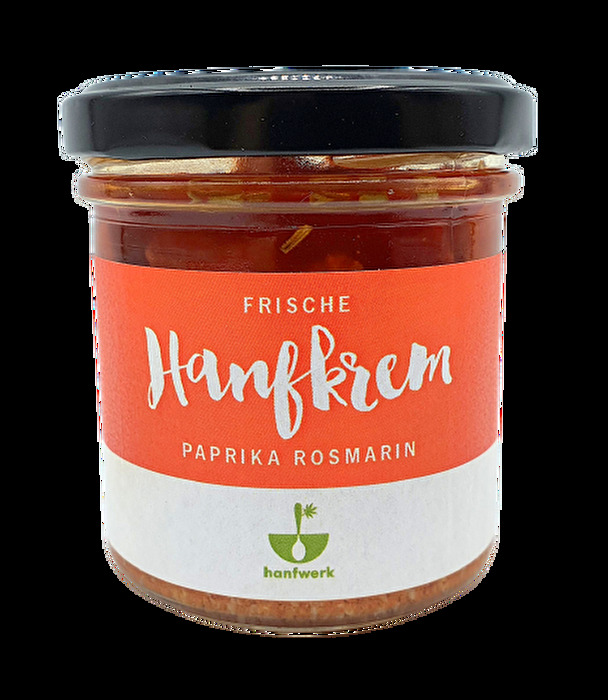 Die Frische Hanfkrem Paprika Rosmarin von hanfwerk ist verlockend cremig und schmeckt herzhaft scharf.