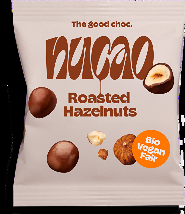 Die Roasted Hazelnuts in Zartbitterschokolade von nucao schmecken ungefähr so, wie deine liebste Haselnusscreme.