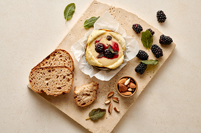 Ofen Blanc Camembert von Mondarella jetzt günstig bei kokku im veganen Onlineshop kaufen.