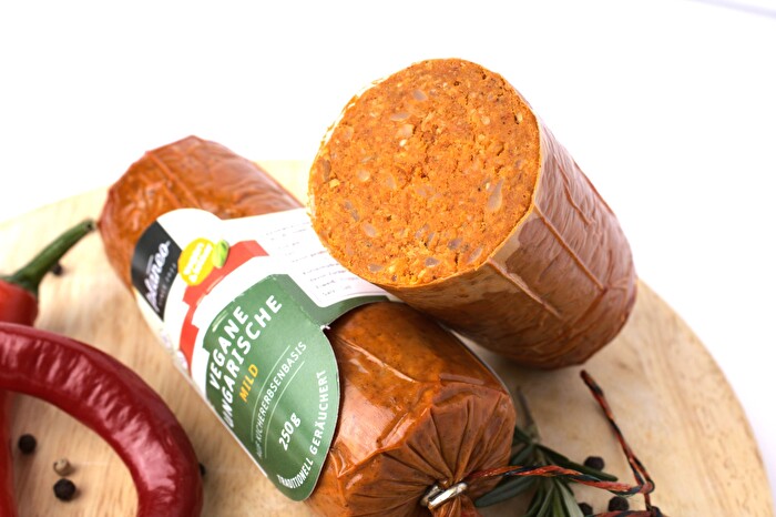 Vegane Ungarische mild auf Kichererbsenbasis jetzt günstig bei kokku-online.de kaufen!