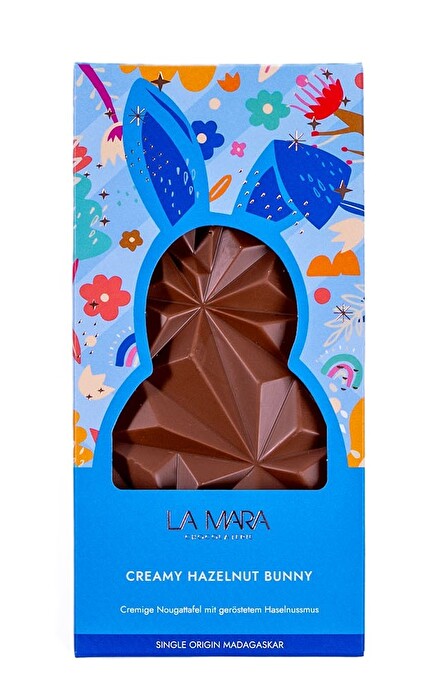 Creamy Hazelnut Bunny von LA MARA Chocolaterie – Ein Hasengenuss der besonderen Art! Diese zartschmelzende Nougattafel vereint cremiges, geröstetes Haselnussmus mit feinster Schokolade.